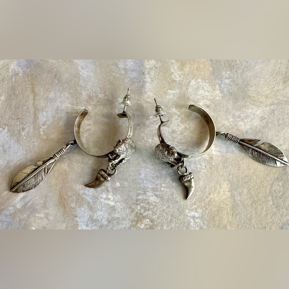 Sterling silver bear feather post earrings hoop tooth Native American artist - Picture 7 of 9